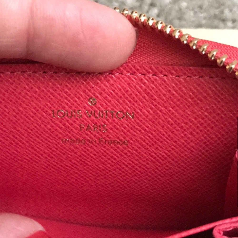 Louis Vuitton Brown and Coral Zippy Multicartes LV - Picture 5 of 7